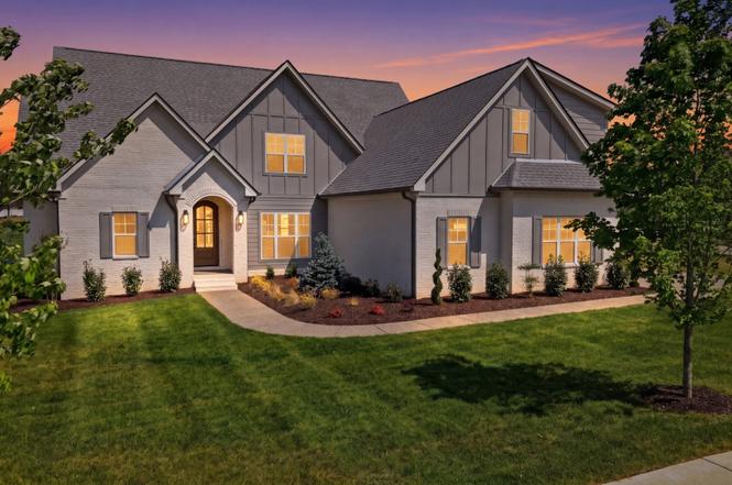 1005 Stone Creek Ln, Lebanon, TN