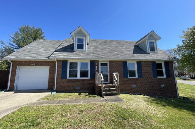 2301 Sherwood Hills Ct, Clarksville, TN
