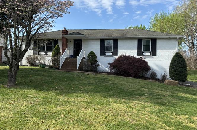108 Maureen Dr, Hendersonville, TN