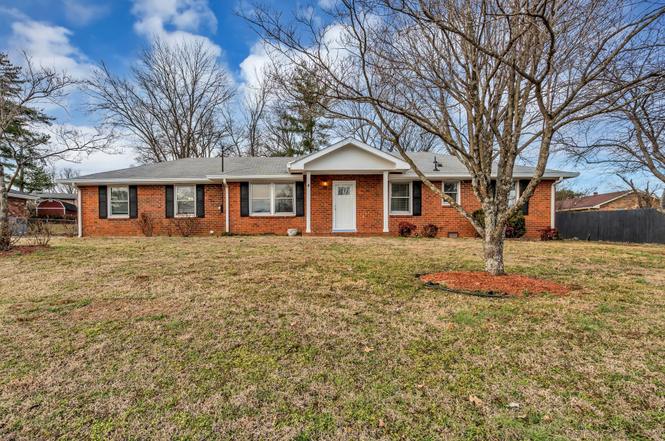 114 Connie Dr, Hendersonville, TN