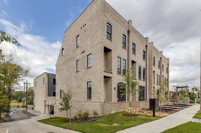 3206 West End Cir Unit 1-8, Nashville, TN