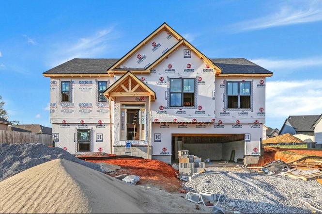 255 Bellshire Dr, Clarksville, TN