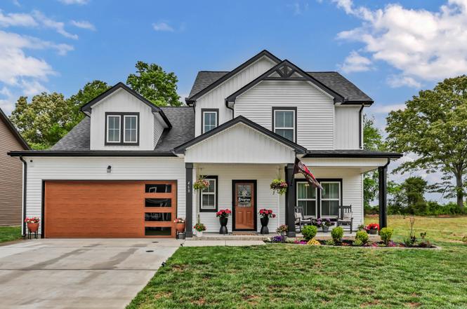 468 Herman Dr, Clarksville, TN