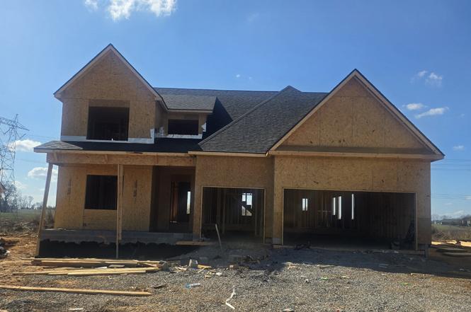 226 Low Plains Ln, Clarksville, TN