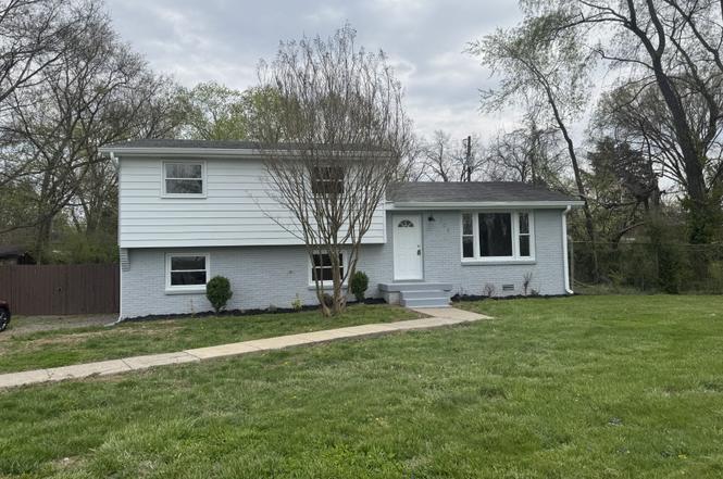 204 Morningside Dr, Clarksville, TN