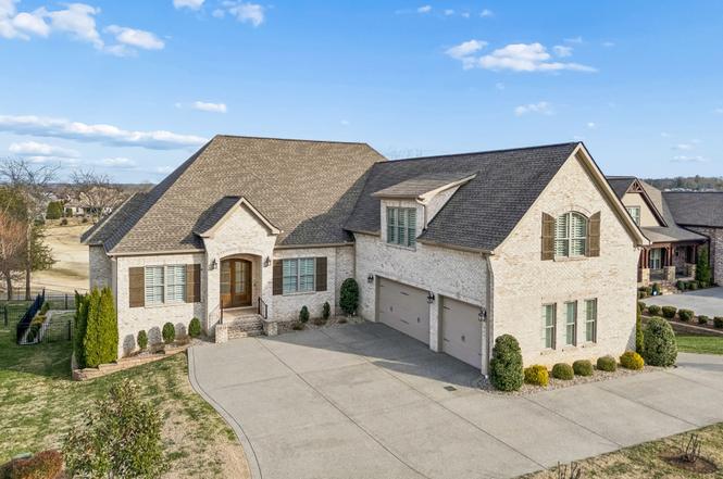 1625 Foxland Blvd, Gallatin, TN