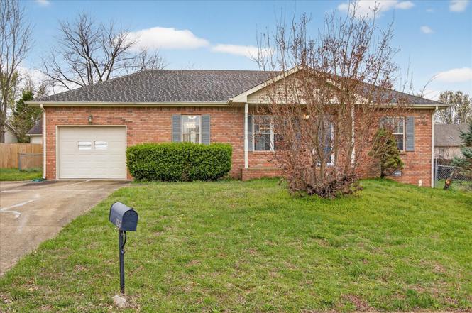 3266 Tabby Dr, Clarksville, TN