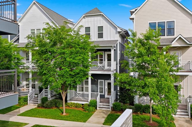1633 54th Ave N #15, Nashville, TN