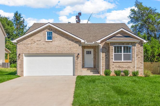 618 Chatsworth Dr, Clarksville, TN