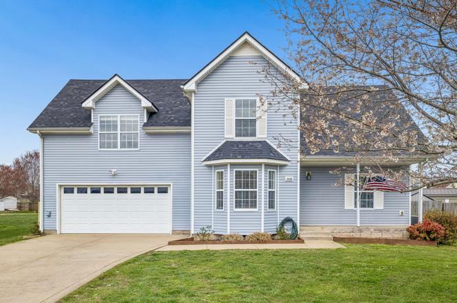 3688 Aurora Dr, Clarksville, TN