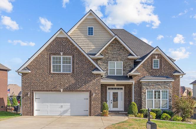 420 Clover Meadows Ct, Clarksville, TN
