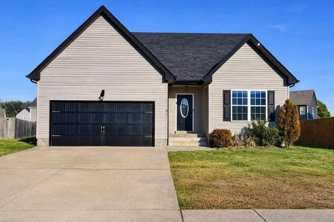 621 Fennec Way, Clarksville, TN