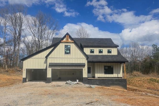 1717 Powell Rd, Clarksville, TN