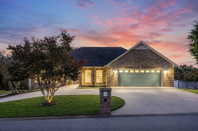 229 Cheshire Rd, Clarksville, TN