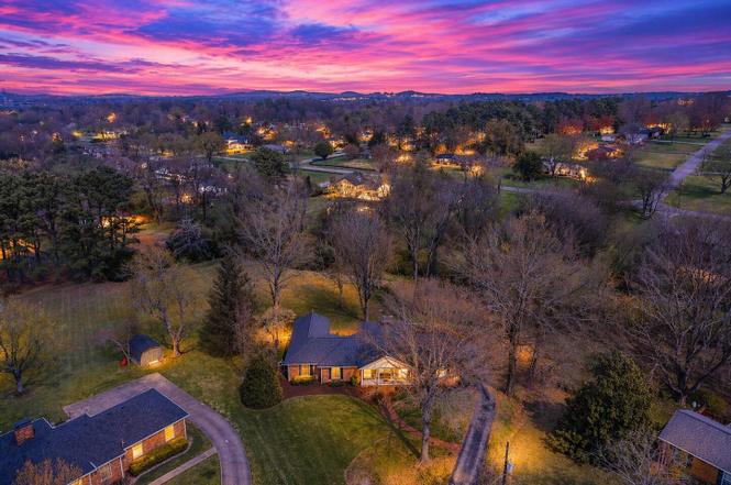 8012 Knoll Ct, Brentwood, TN