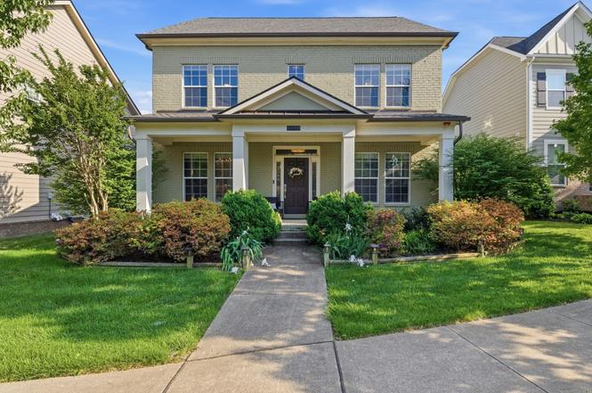 623 Streamside Ln, Franklin, TN