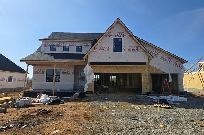 218 Low Plains Ln, Clarksville, TN