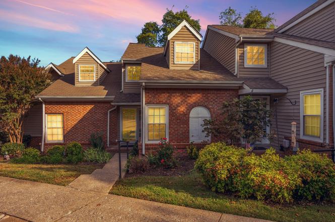 5236 Village Way, Nashville, TN
