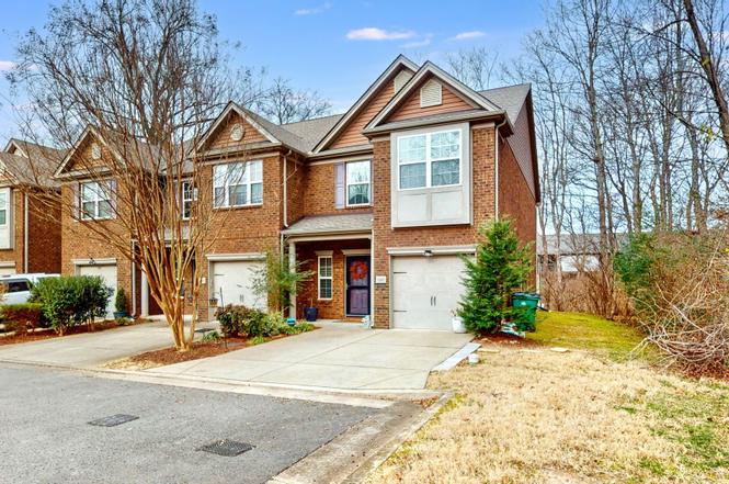 1367 Crown Point Pl, Nashville, TN