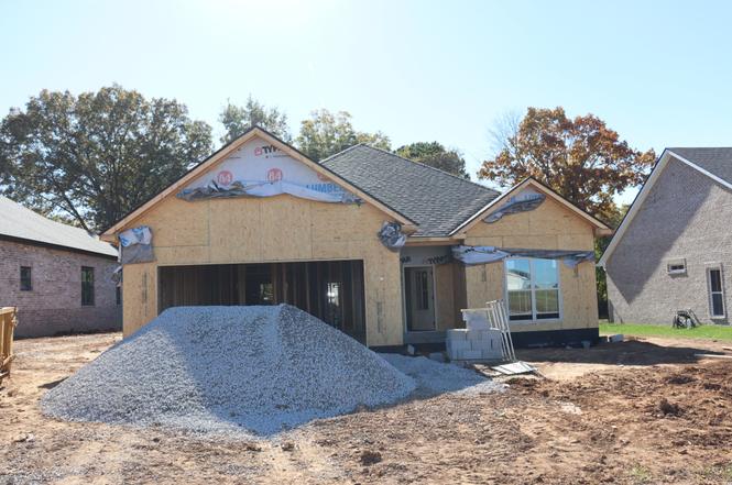 710 Southern Pine Trl, Clarksville, TN