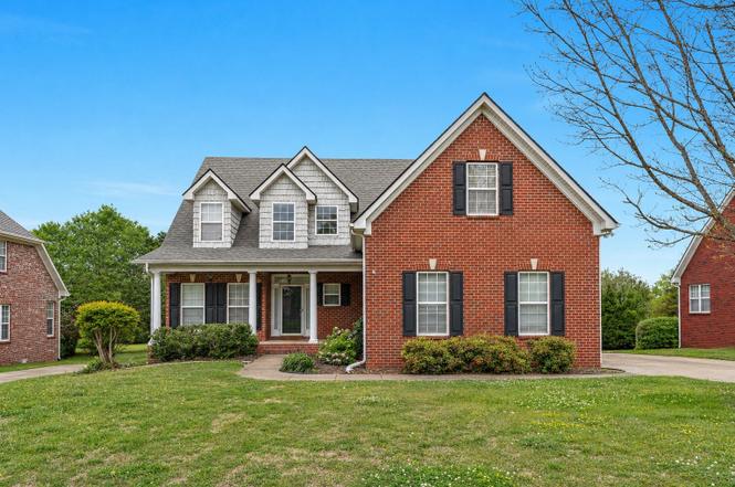 1329 Balson Dr, Murfreesboro, TN