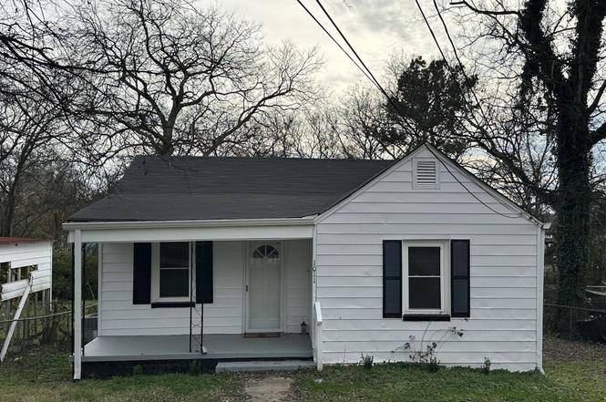 1011 Adair Ave, Columbia, TN