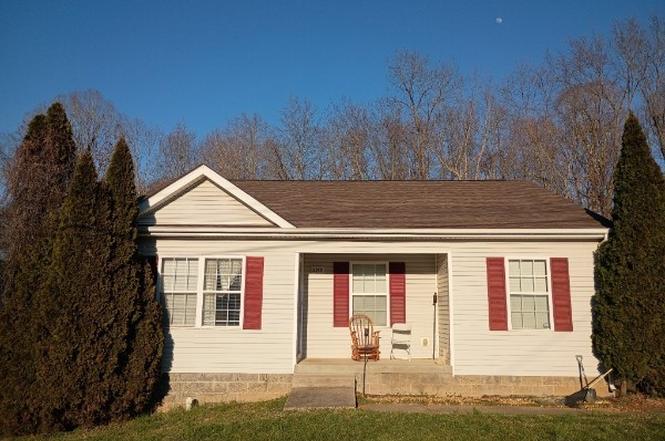 2948 Core Dr, Clarksville, TN
