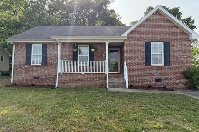 1362 Piercy Ct, Lebanon, TN