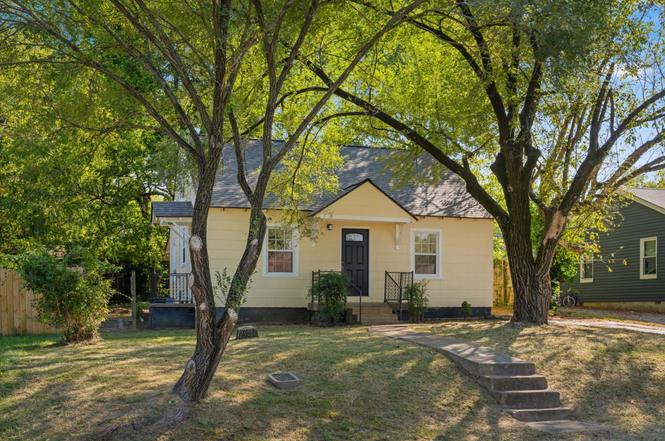1114 Woodard St, Clarksville, TN