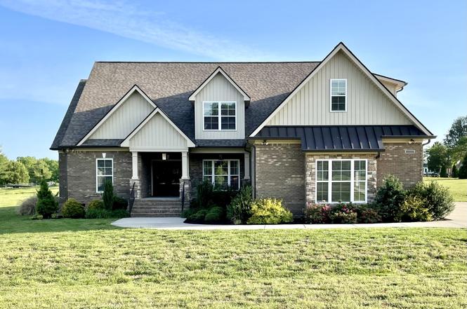 8006 Traditions Ln, Columbia, TN