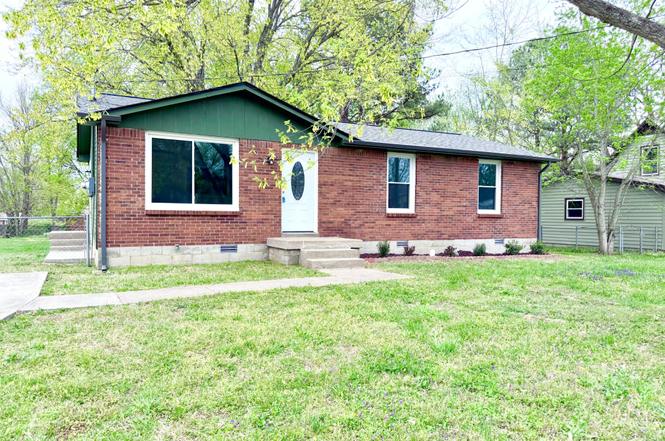 511 Jewel Dr, Clarksville, TN