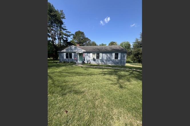 907 Camellia Dr, Columbia, TN