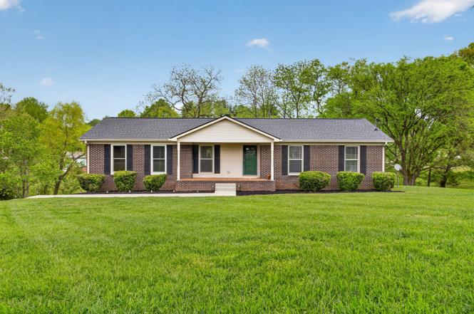 1264 Imperial Dr, Columbia, TN