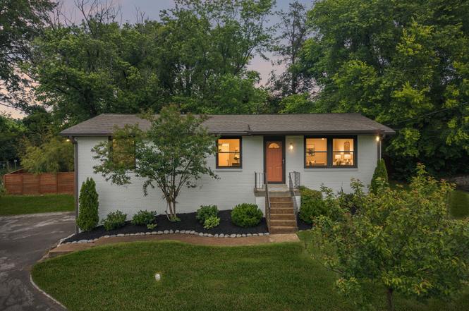 5104 Greentree Dr, Nashville, TN