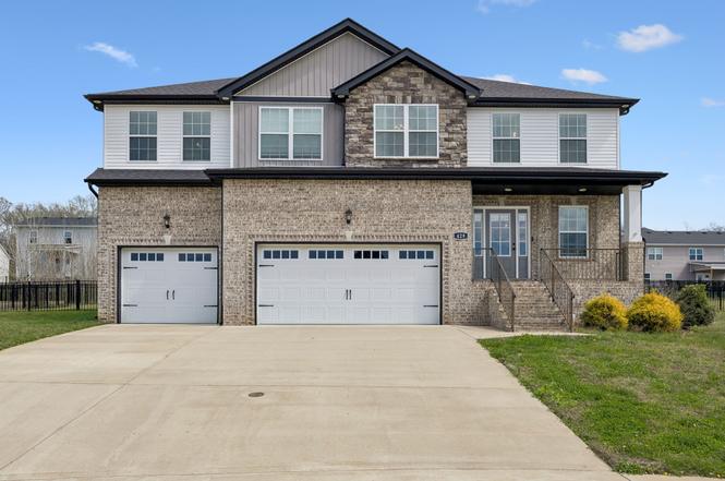429 Crestwicke Ct, Clarksville, TN