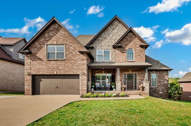 425 Carson Bailey Ct, Clarksville, TN
