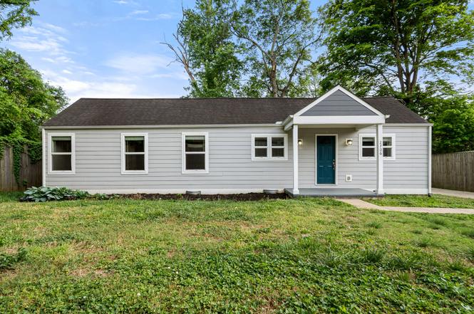 2706B Brunswick Dr, Nashville, TN