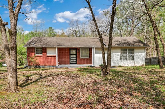 751 Hogan Rd, Clarksville, TN