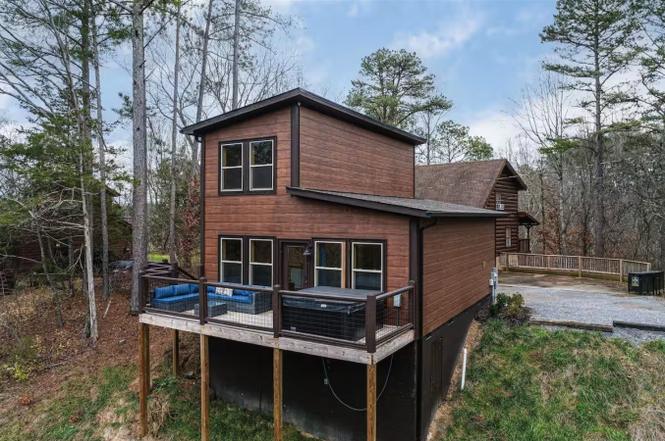 819 S New Era Rd, Sevierville, TN