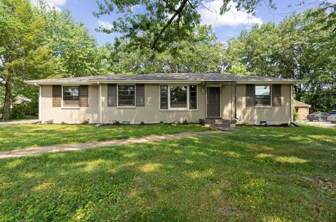 30 Dalewood Dr, Clarksville, TN