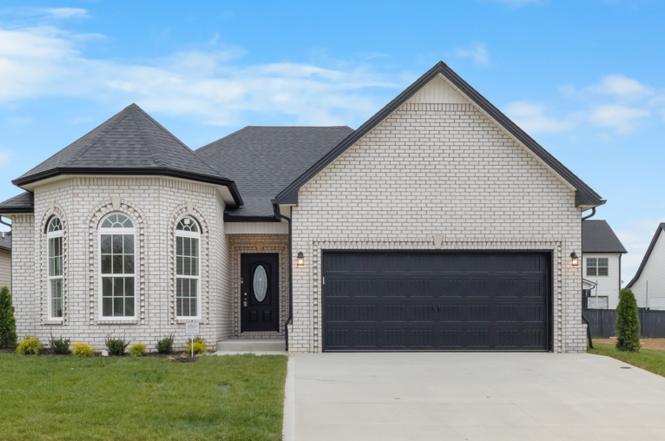1130 Mary Lu Dr, Clarksville, TN