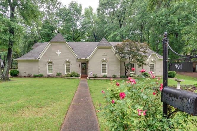 791 N Tree Dr, Collierville, TN