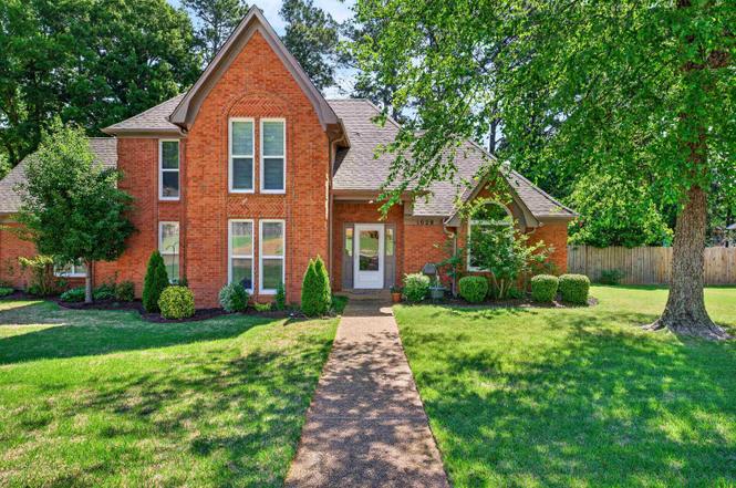 1028 Winleaf Dr, Collierville, TN