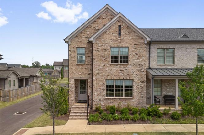 514 Armel Dr, Collierville, TN