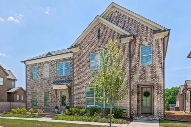 507 Armel Dr, Collierville, TN
