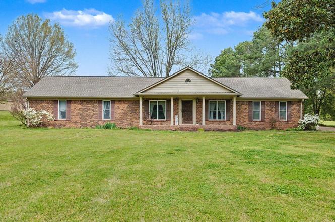 11380 Sycamore Farms Dr, Collierville, TN