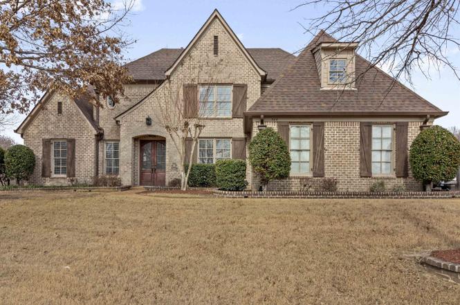 580 Winding Valley Cv, Collierville, TN