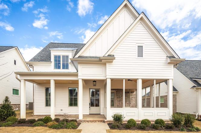 2120 N Greenbrier Lakes Blvd, Piperton, TN