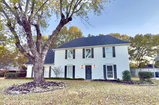 623 Winford Dr, Collierville, TN