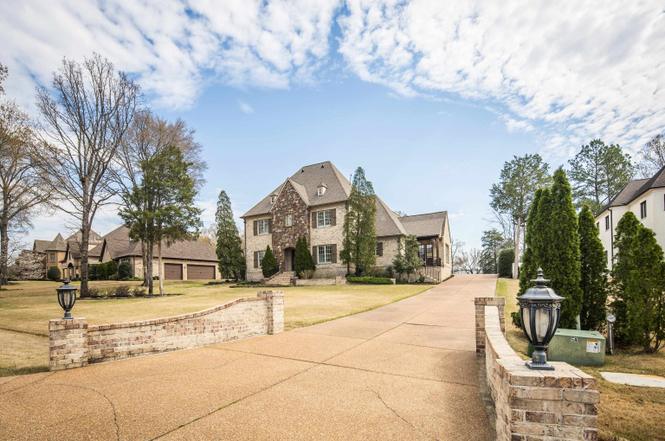 255 Ridgewood Dr, Piperton, TN